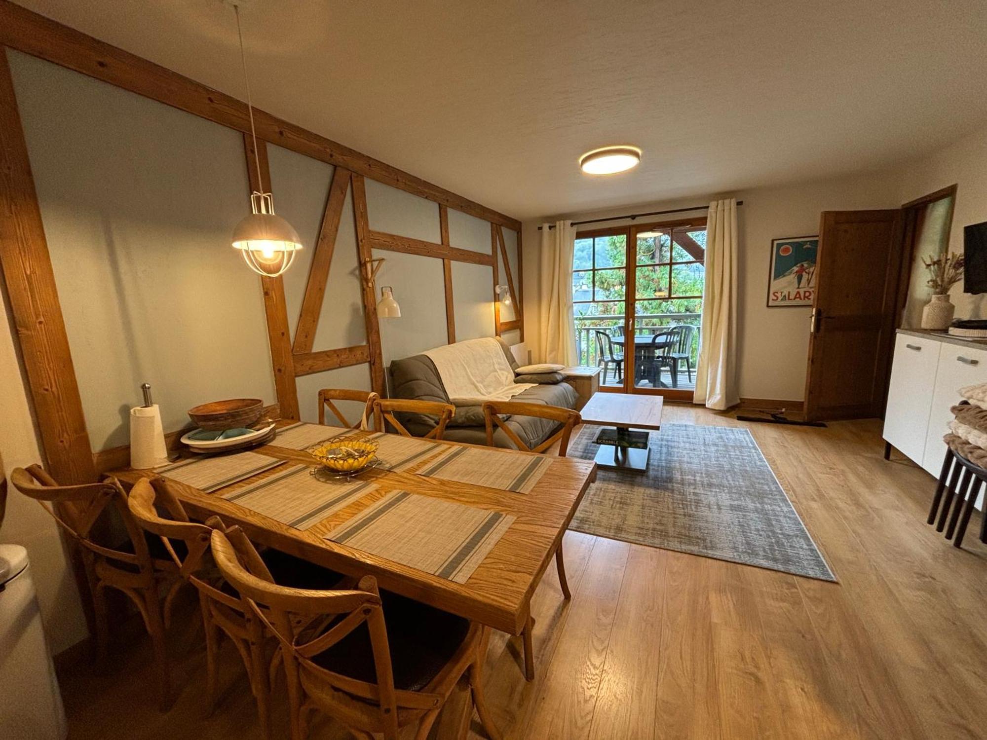 Apparts Au Coeur De St-Lary - Piscine Chauffee Et Sauna Saint-Lary-Soulan Ruang foto